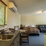 Argyle On The Park - Central Christchurch Motel Overlooking Hagley Park